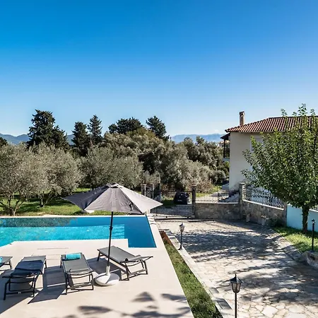 Dom wakacyjny Giomani Villa-private Pool-walk To The Sea *