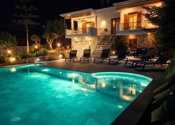 Giomani Villa-private Pool-walk To The Sea *
