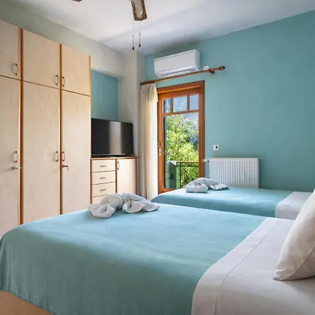 Giomani Villa-private Pool-walk To The Sea Feriehus *